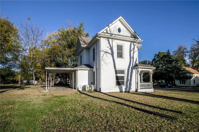 $270,000 | 607 Main Street, Garden City, MO 64747