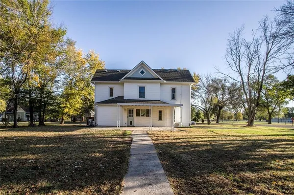 $255,000 | 607 Main Street, Garden City, MO 64747