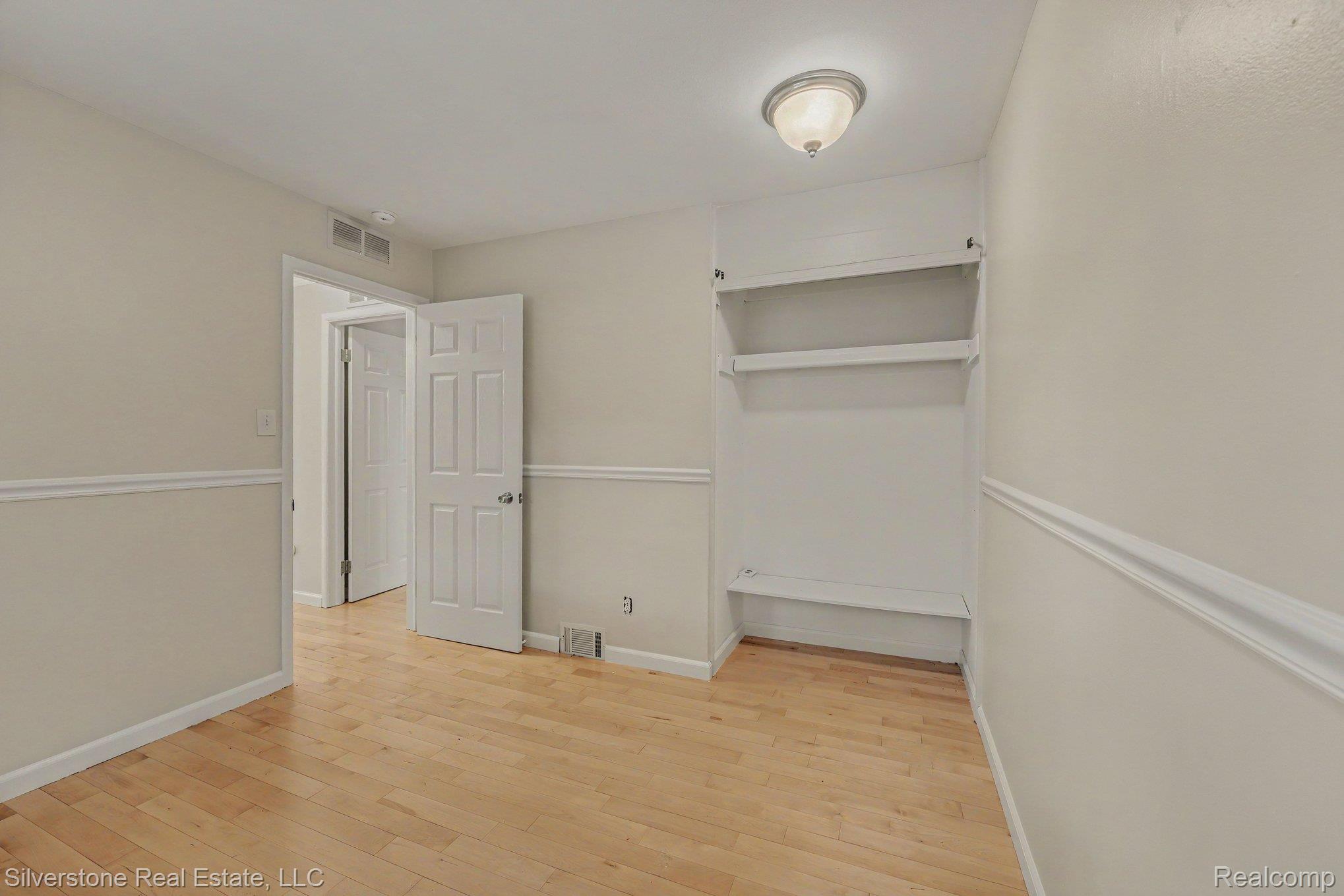 547 Reed Street Northville, MI 48167 - Photo 18 of 38 018_file_2777.jpg