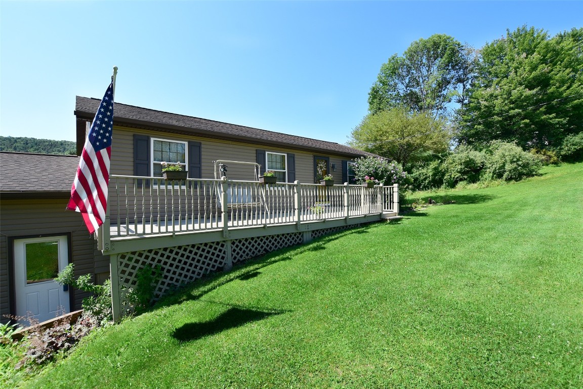 417 Anderson Road Vestal, NY 13850 - Photo 5 of 37 Gallery Image 5