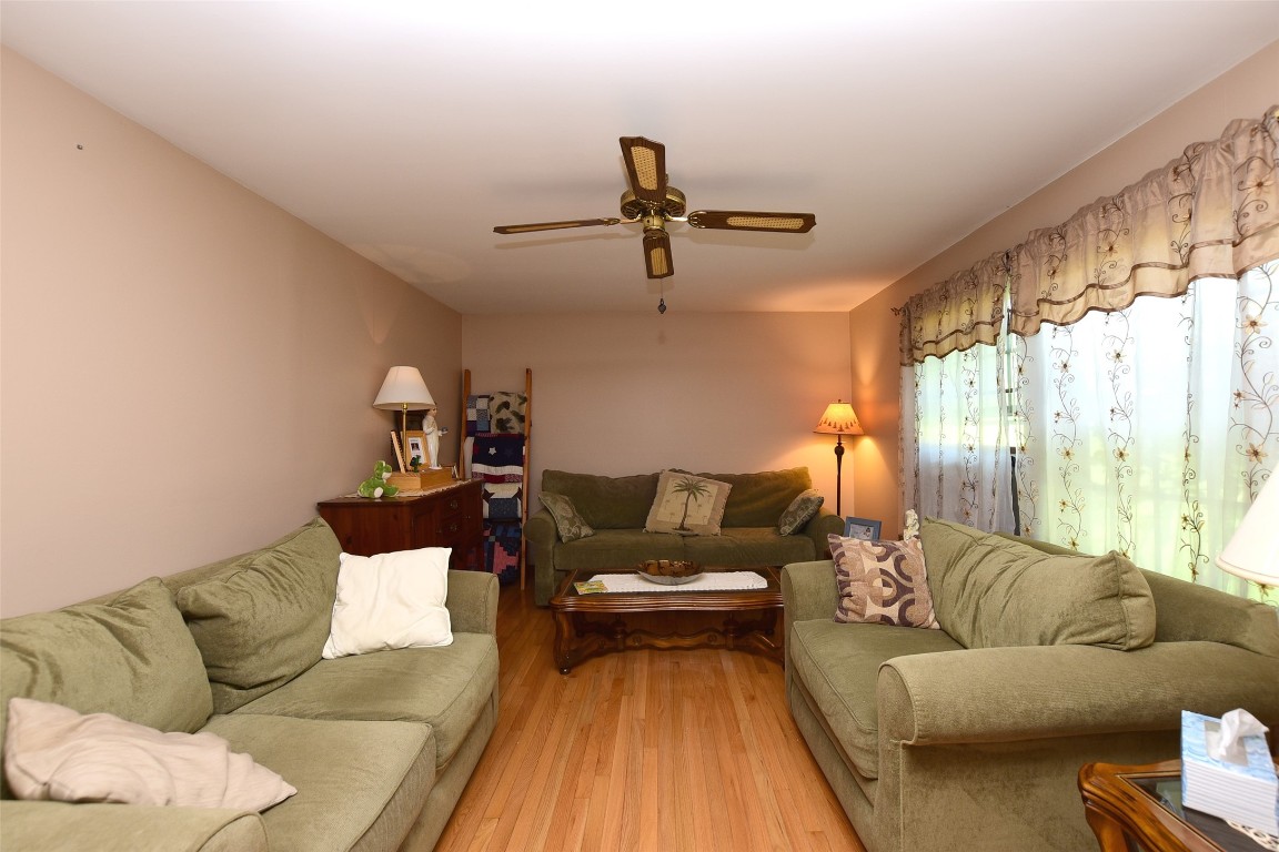 417 Anderson Road Vestal, NY 13850 - Photo 8 of 37 Gallery Image 8