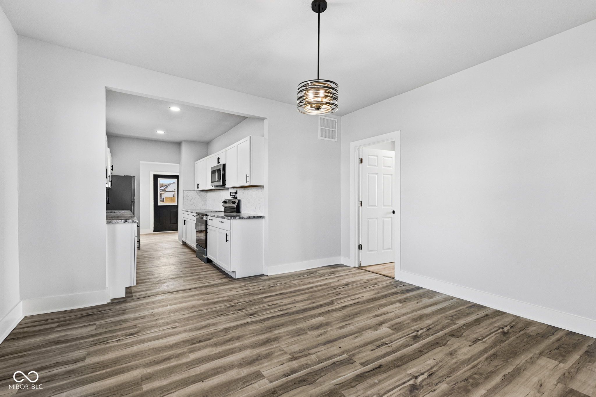 217 South 4th Street Tipton, IN 46072 - Photo 6 of 27