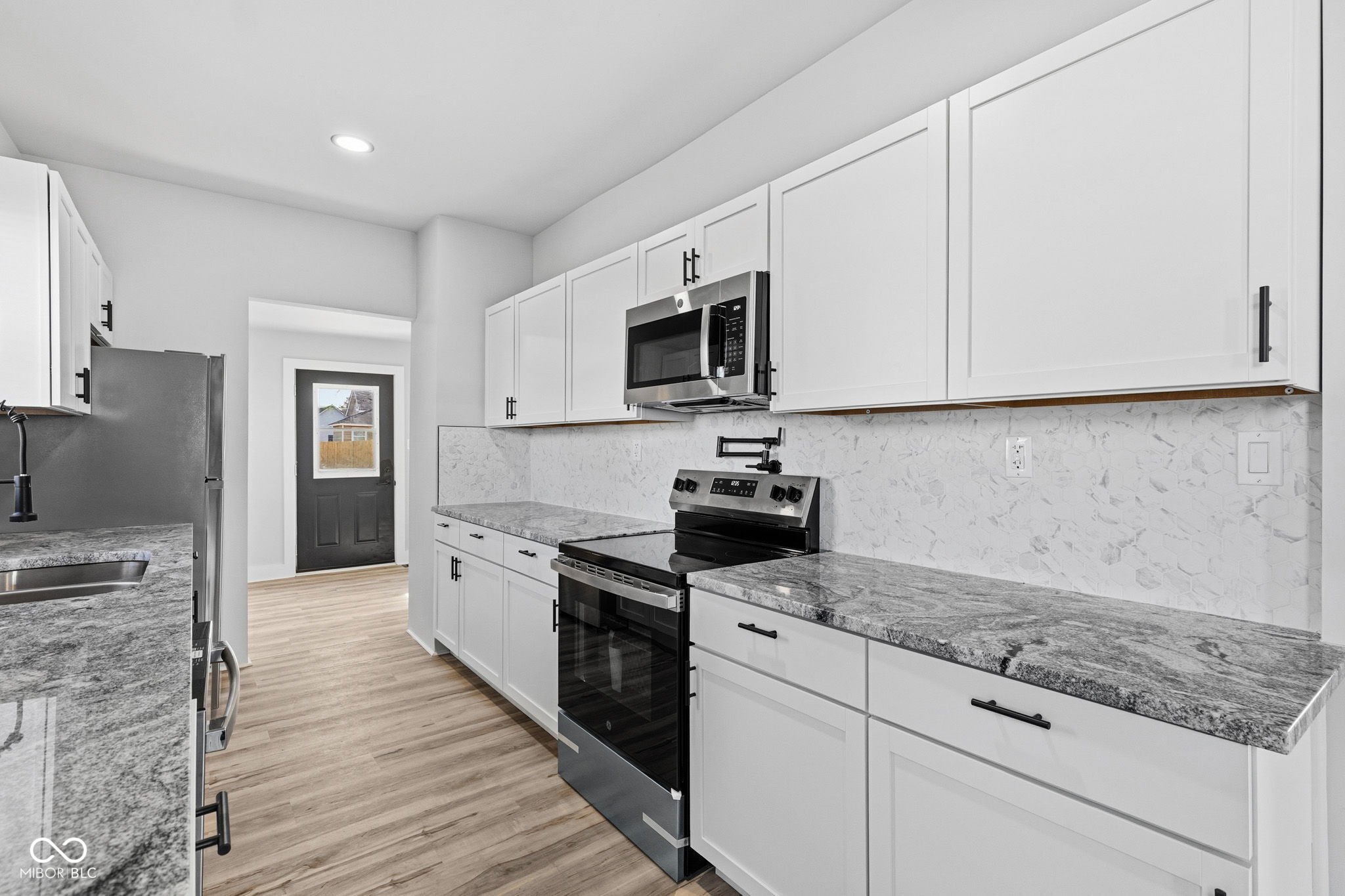 217 South 4th Street Tipton, IN 46072 - Photo 8 of 27