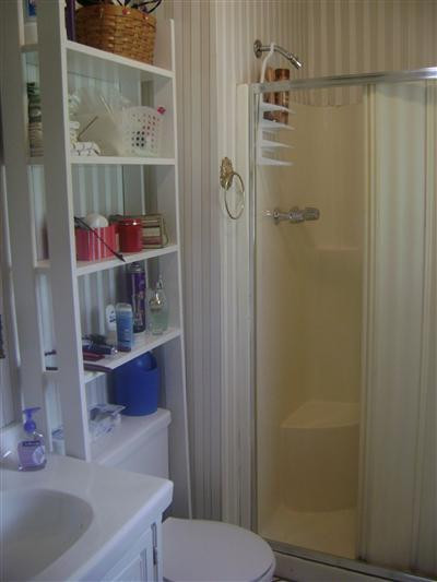 1570 Bear Pen Road Campton, KY 41301 - Photo 15 of 18 master bath