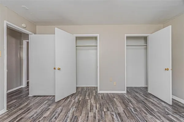 $1,000 | 602 North Lancaster Avenue, Dallas, TX 75203