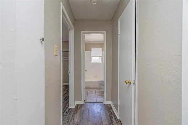 $1,000 | 602 North Lancaster Avenue, Dallas, TX 75203