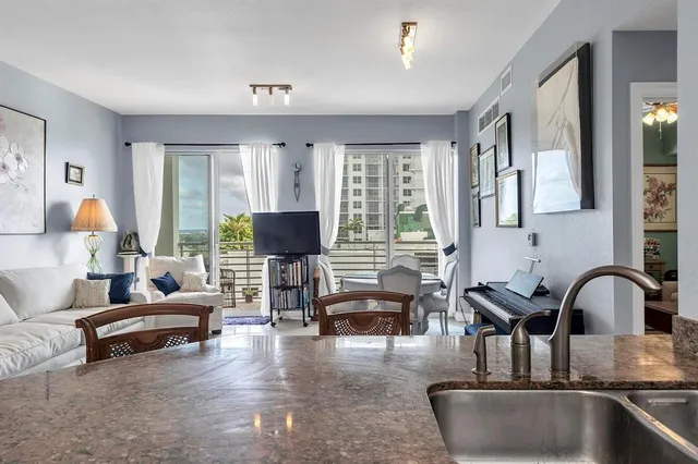 $349,500 | 1830 Radius Drive, Unit 1412, Hollywood, FL 33020