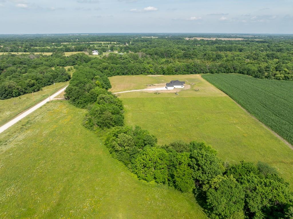 East 235th Rd Garden Pleasant Hill, MO 64080 - Photo 15 of 23