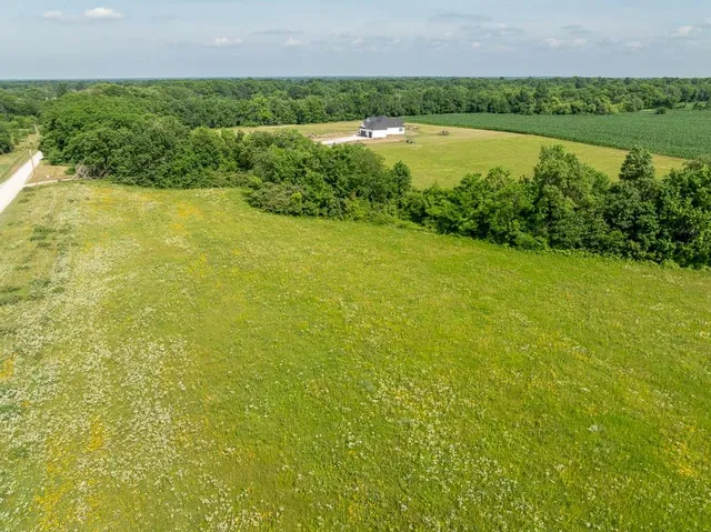 $112,500 | East 235th Rd Garden, Pleasant Hill, MO 64080