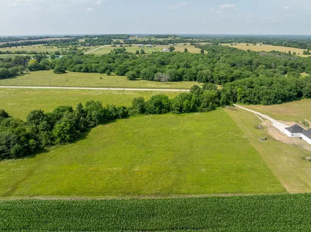 $112,500 | East 235th Rd Garden, Pleasant Hill, MO 64080