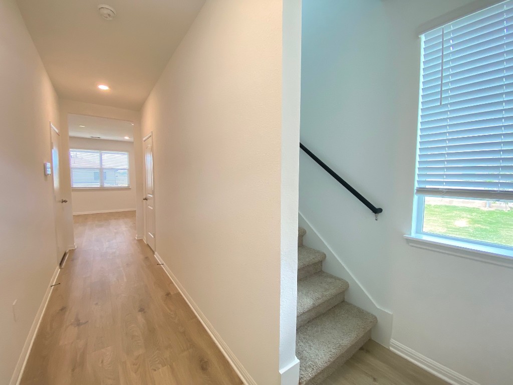 217 Saide Street Georgetown, TX 78626 - Photo 9 of 17