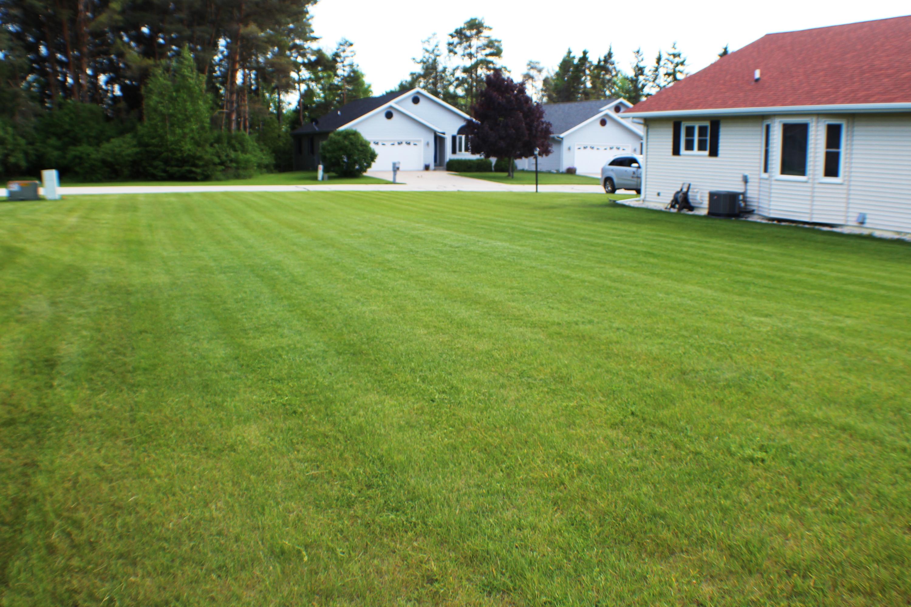 1212 Mahogany Run Two Rivers, WI 54241 - Photo 2 of 17 IMG_2461