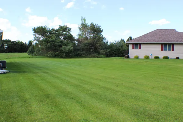 $36,500 | 1212 Mahogany Run, Two Rivers, WI 54241