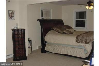 Bedroom (Master)
