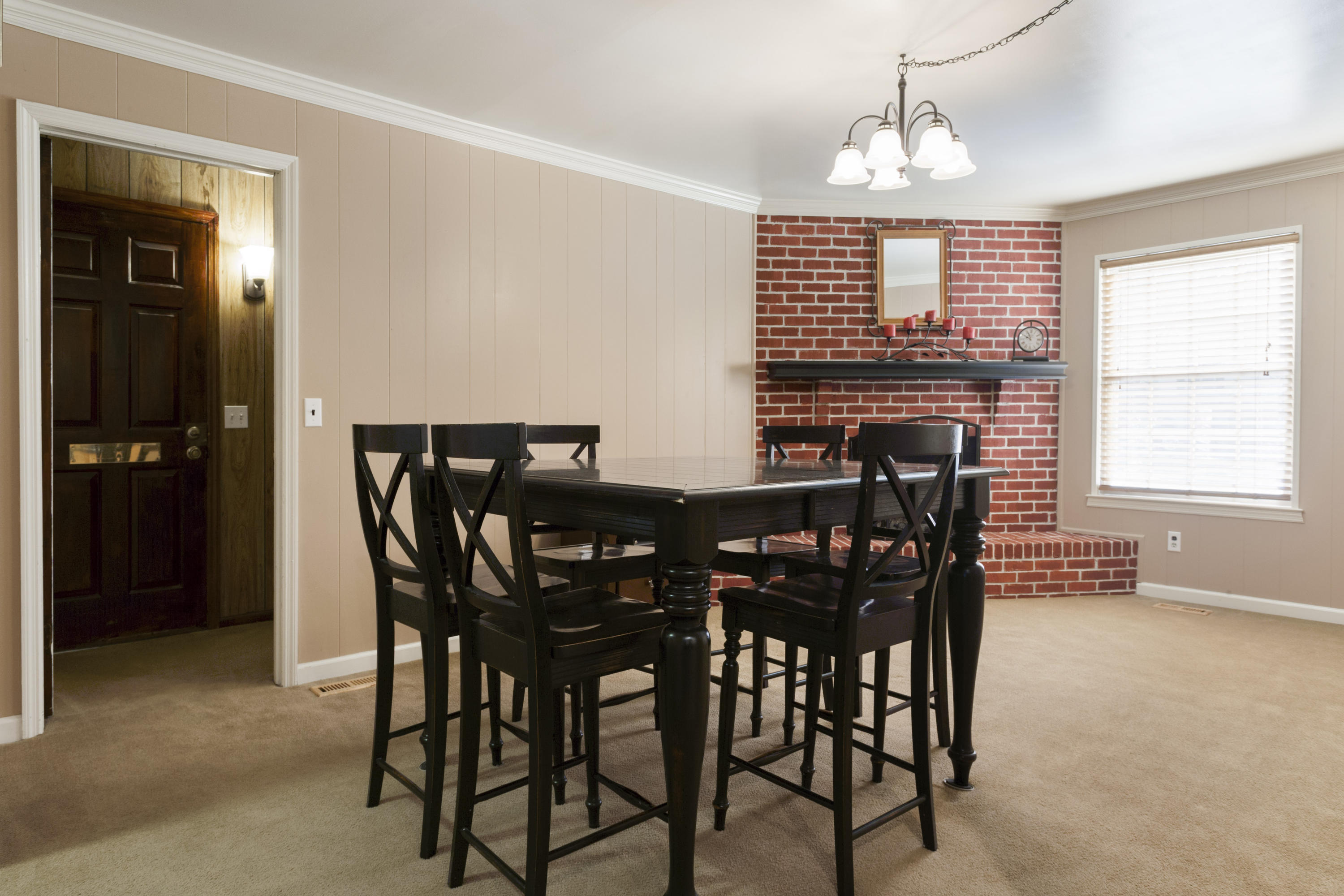 2024 Rock Bluff Road Hixson, TN 37343 - Photo 11 of 40 family room view 2
