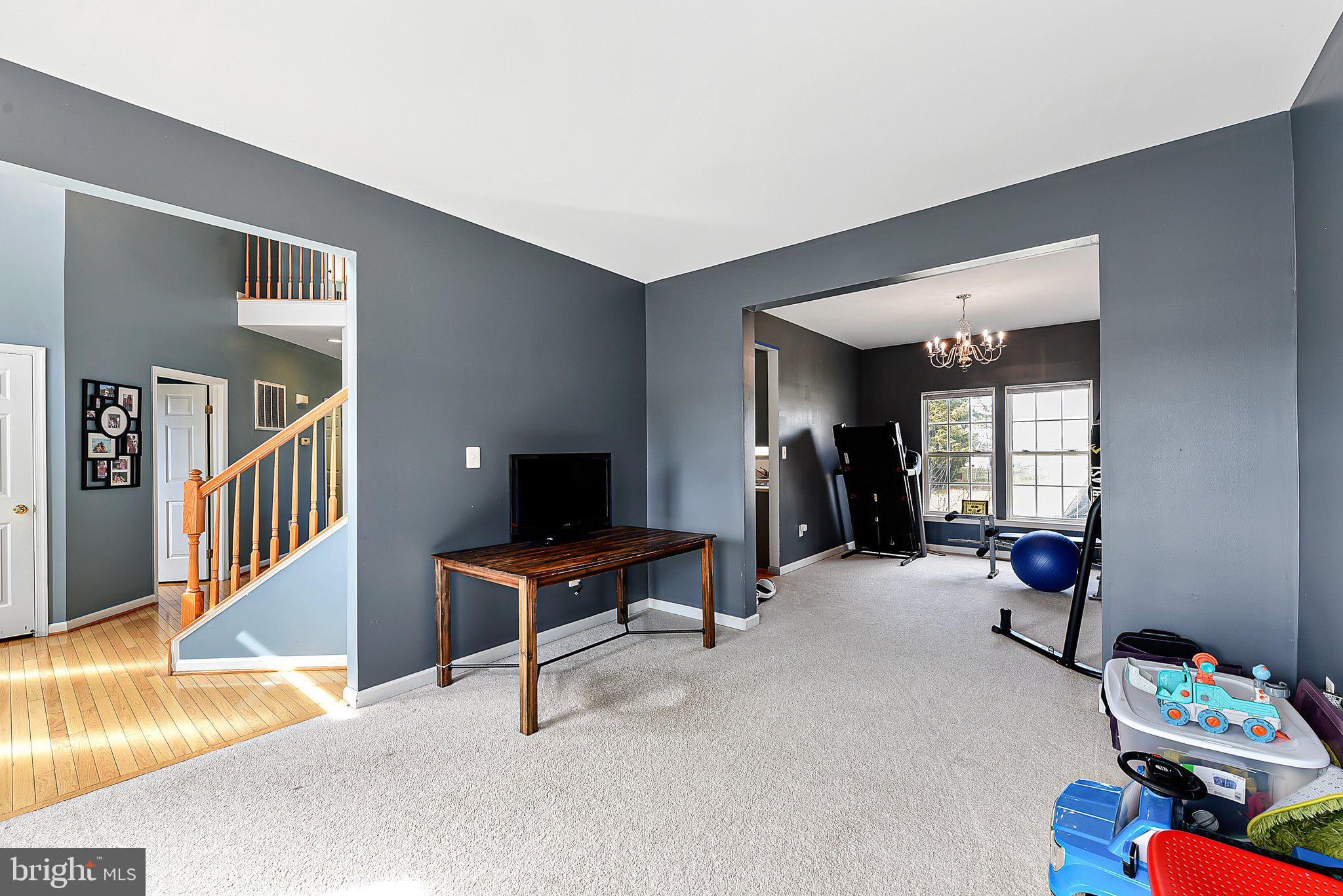13 Robins Court Ridgely, MD 21660 - Photo 9 of 22 living room