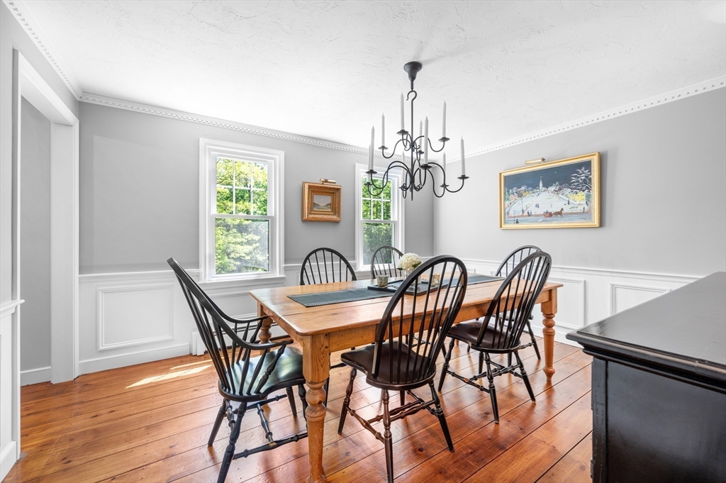 28 Old Farm Road Hopkinton, MA 01748 - Photo 4 of 40 Gallery Image 4