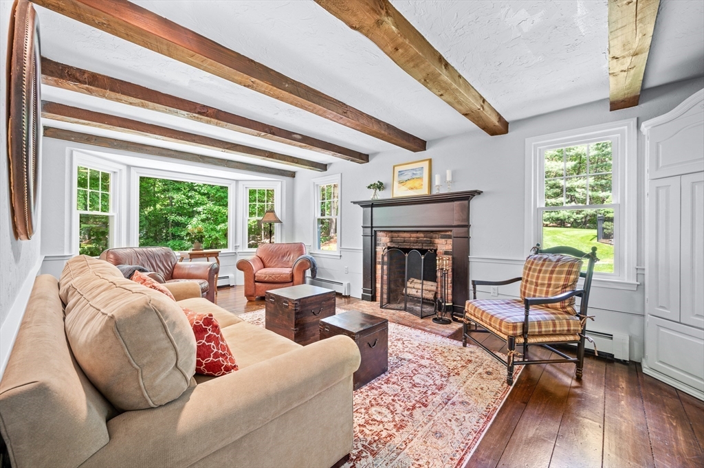 28 Old Farm Road Hopkinton, MA 01748 - Photo 7 of 40 Gallery Image 7