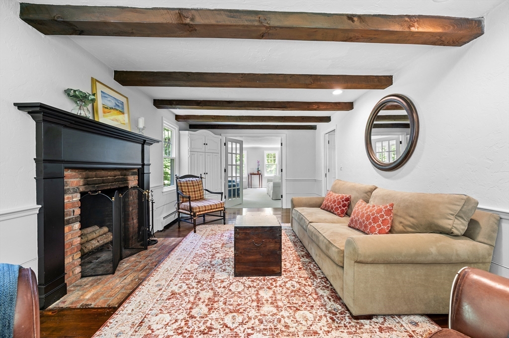 28 Old Farm Road Hopkinton, MA 01748 - Photo 8 of 40 Gallery Image 8