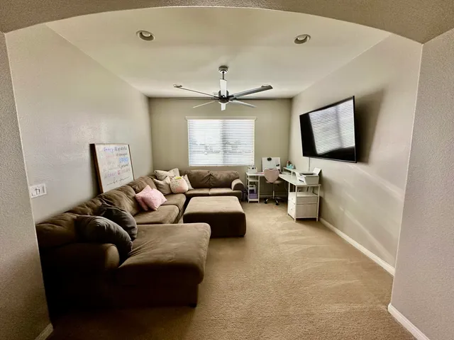 $389,999 | 411 Alameda Street, Blythe, CA 92225