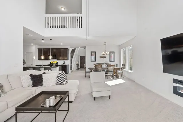 $499,990 | 189 Durian Loop, Buda, TX 78610