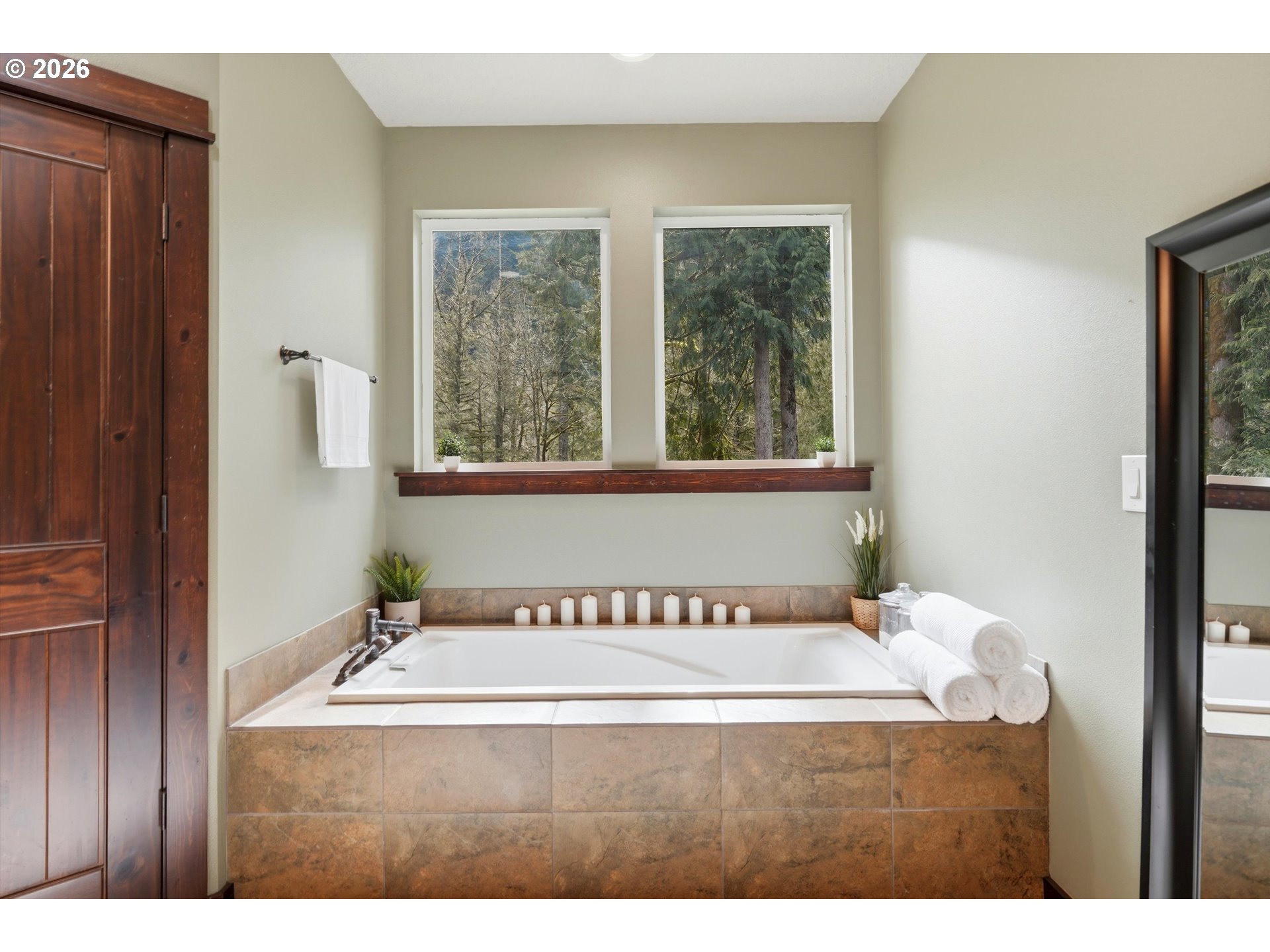 57214 East Marmot Road Sandy, OR 97055 - Photo 17 of 48