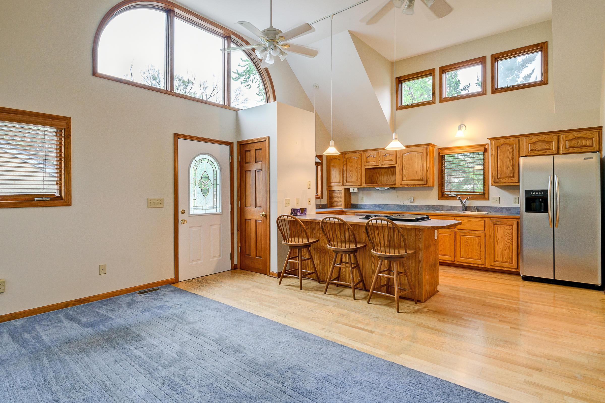 908 Vernon Road Columbus, OH 43209 - Photo 15 of 37