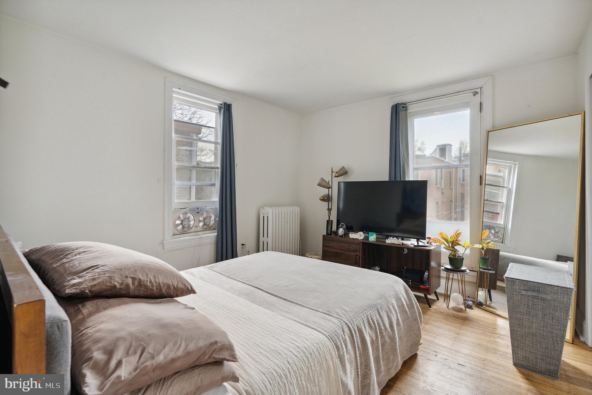 2320 Spruce Street, Unit 3R Philadelphia, PA 19103 - Photo 11 of 16
