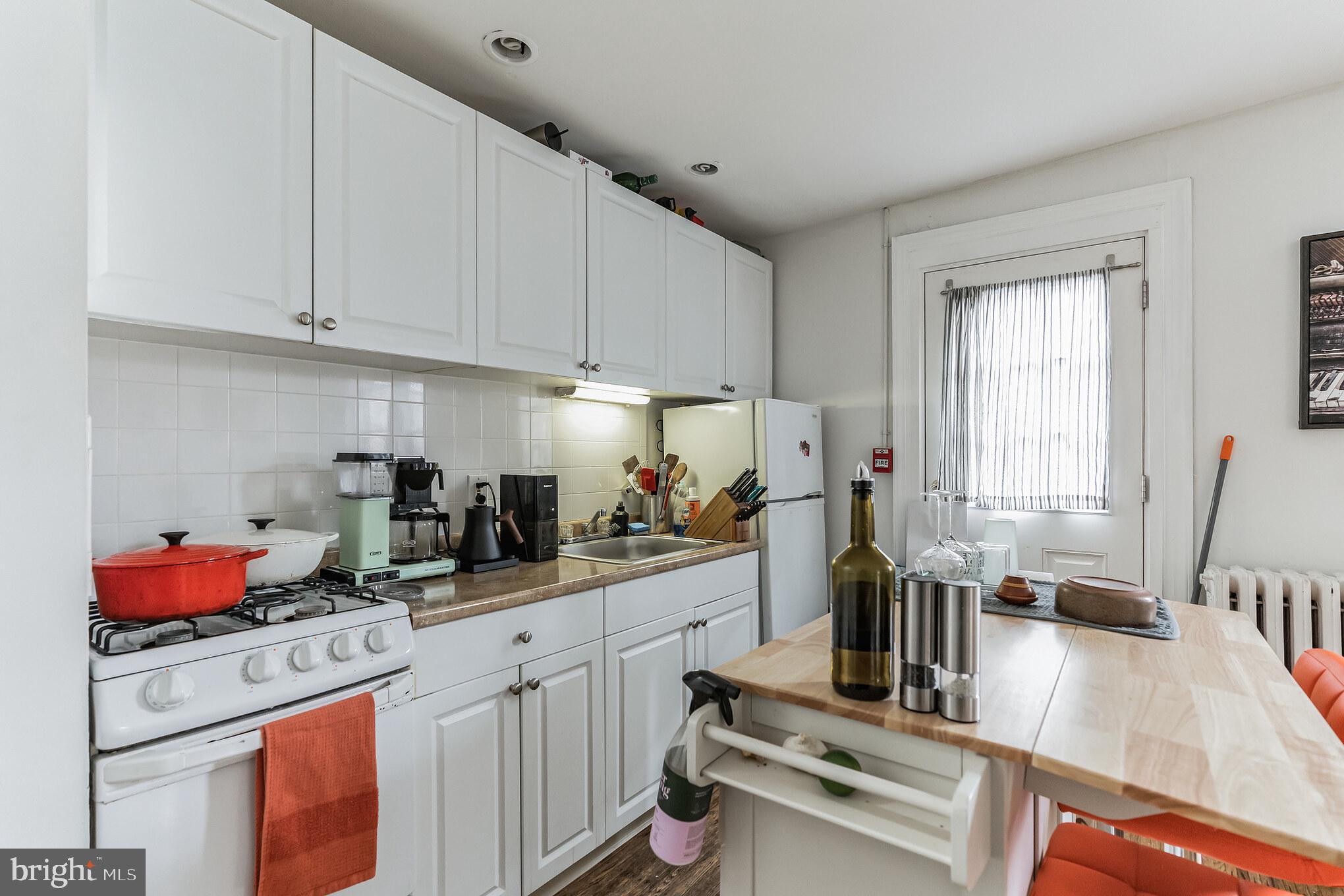 2320 Spruce Street, Unit 3R Philadelphia, PA 19103 - Photo 8 of 16