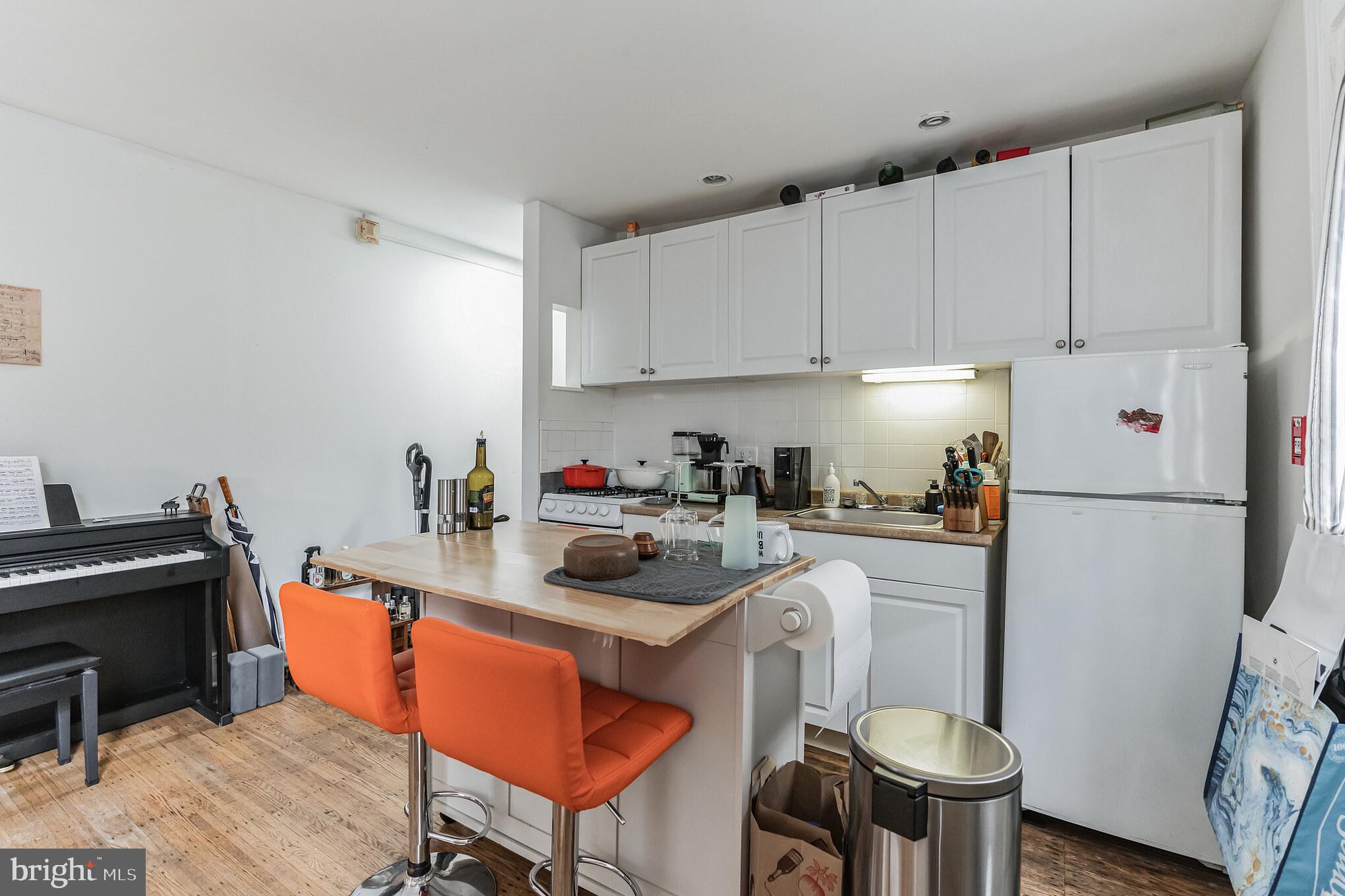 2320 Spruce Street, Unit 3R Philadelphia, PA 19103 - Photo 9 of 16