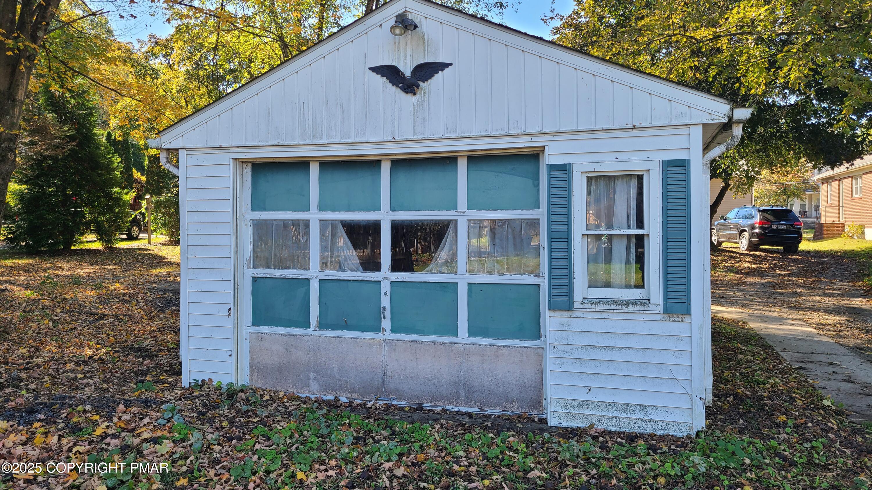 194 Broad Street Stroudsburg, PA 18360 - Photo 16 of 16 20251010_131023