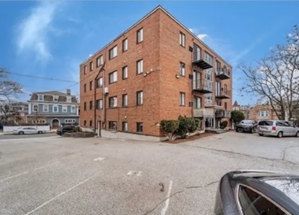 $328,000 | 39 Crescent Avenue, Unit 9, Chelsea, MA 02150