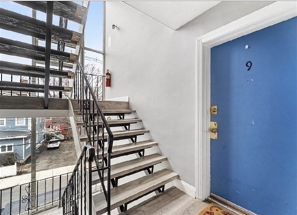 39 Crescent Avenue, Unit 9 Chelsea, MA 02150 - Photo 3 of 12