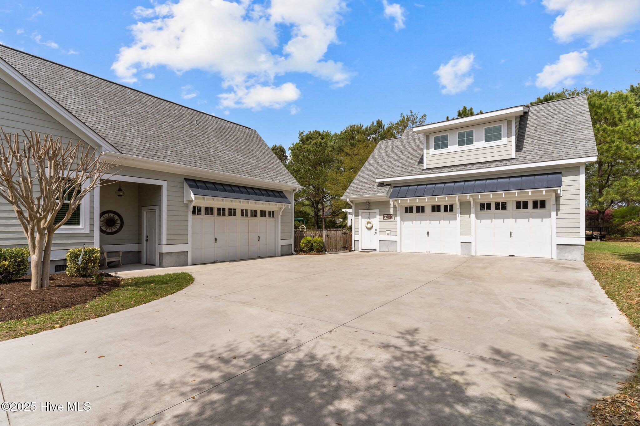 114 Sundance Circle Hampstead, NC 28443 - Photo 2 of 52 Detached garage