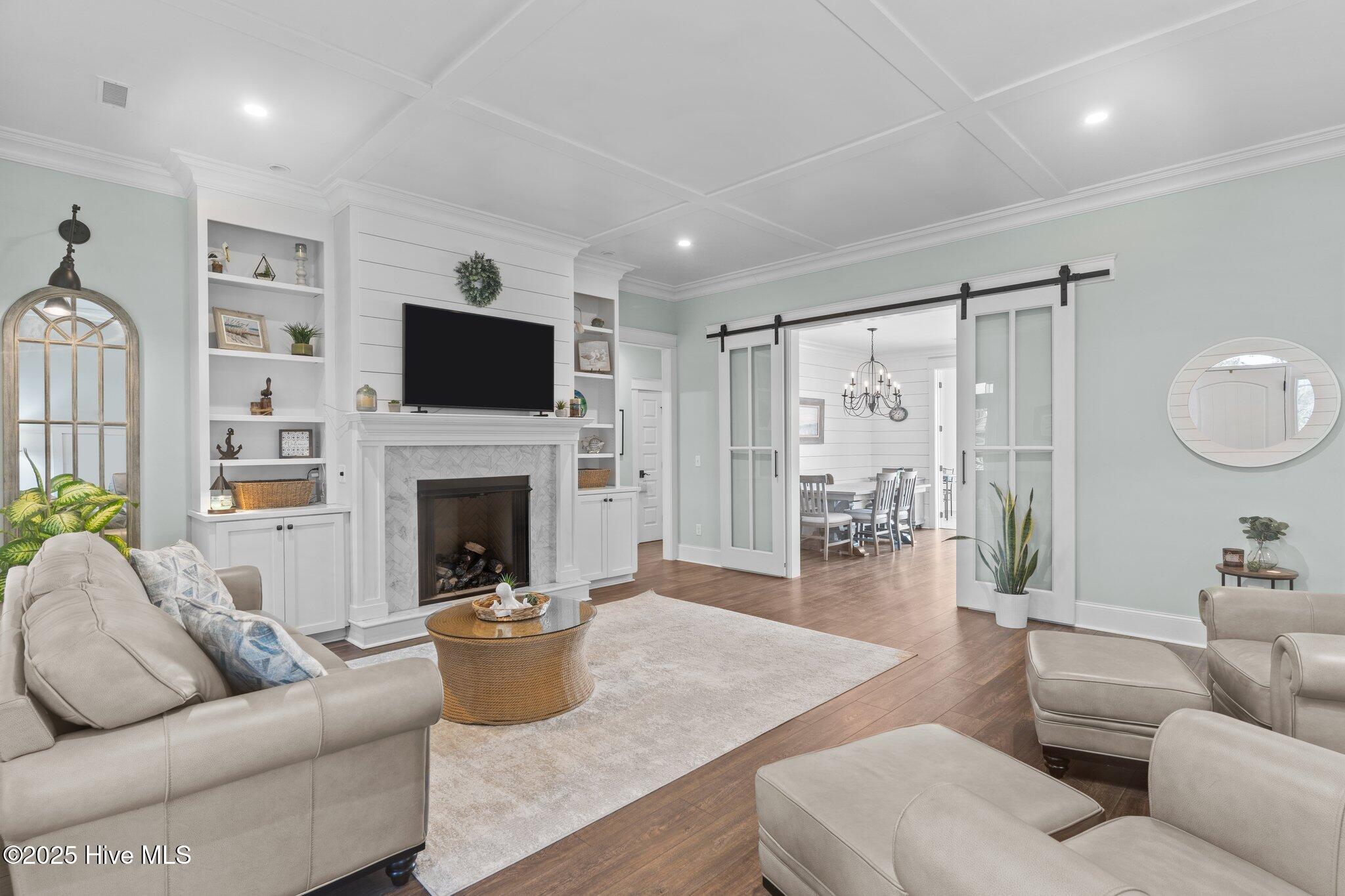 114 Sundance Circle Hampstead, NC 28443 - Photo 4 of 52 Living room