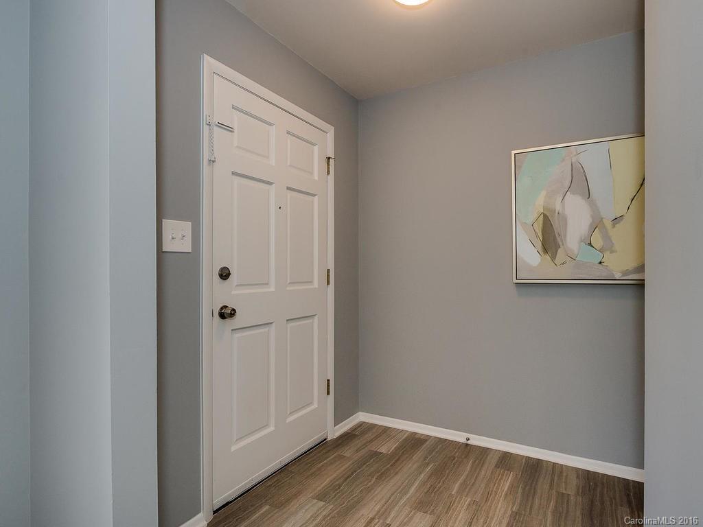 6810 Old Post Road Charlotte, NC 28212 - Photo 3 of 20 Gallery Image 3
