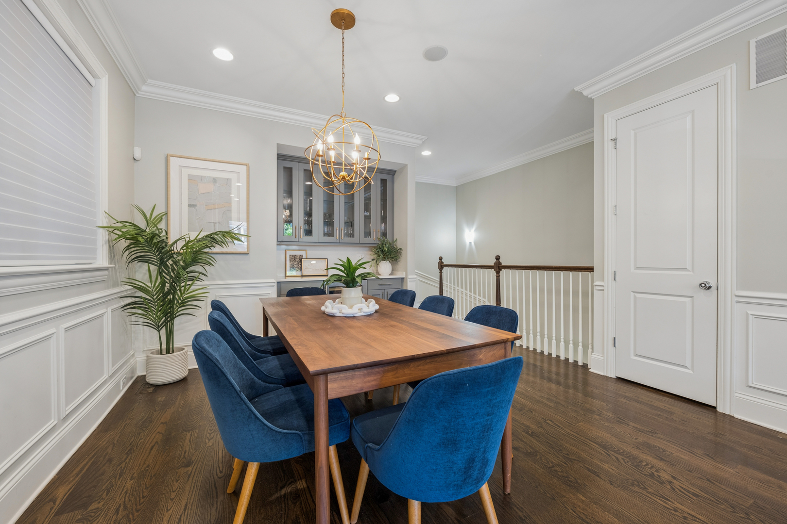 2740 North Seminary Avenue, Unit 1 Chicago, IL 60614 - Photo 11 of 46 a view of a dining room with furniture and wooden floor