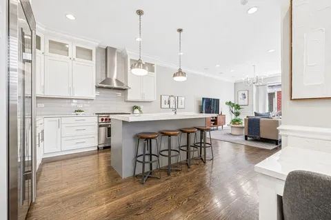 $1,299,000 | 2740 North Seminary Avenue, Unit 1, Chicago, IL 60614