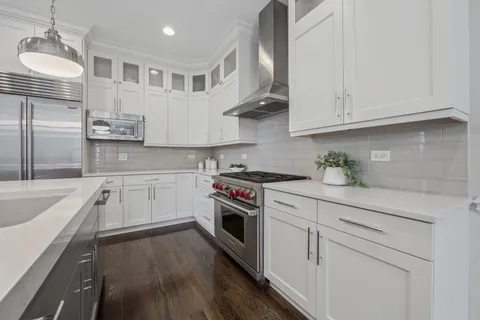 $1,299,000 | 2740 North Seminary Avenue, Unit 1, Chicago, IL 60614