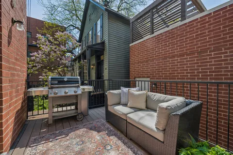 $1,299,000 | 2740 North Seminary Avenue, Unit 1, Chicago, IL 60614