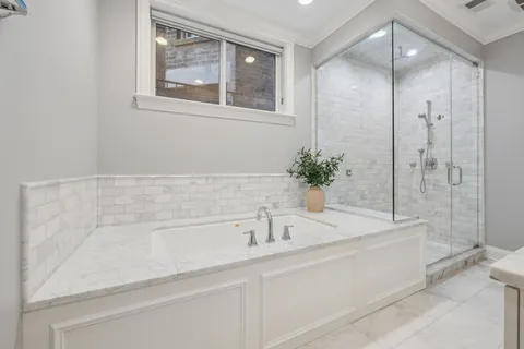 $1,299,000 | 2740 North Seminary Avenue, Unit 1, Chicago, IL 60614