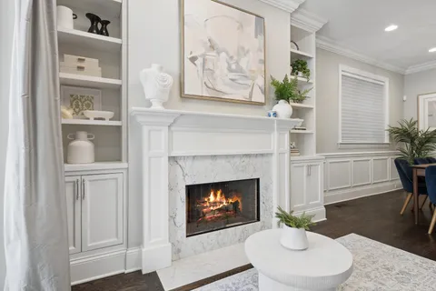 $1,299,000 | 2740 North Seminary Avenue, Unit 1, Chicago, IL 60614