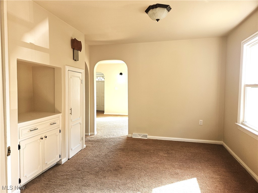 1890 Mathews Road Youngstown, OH 44514 - Photo 6 of 25 Dining room with built-in cabinet