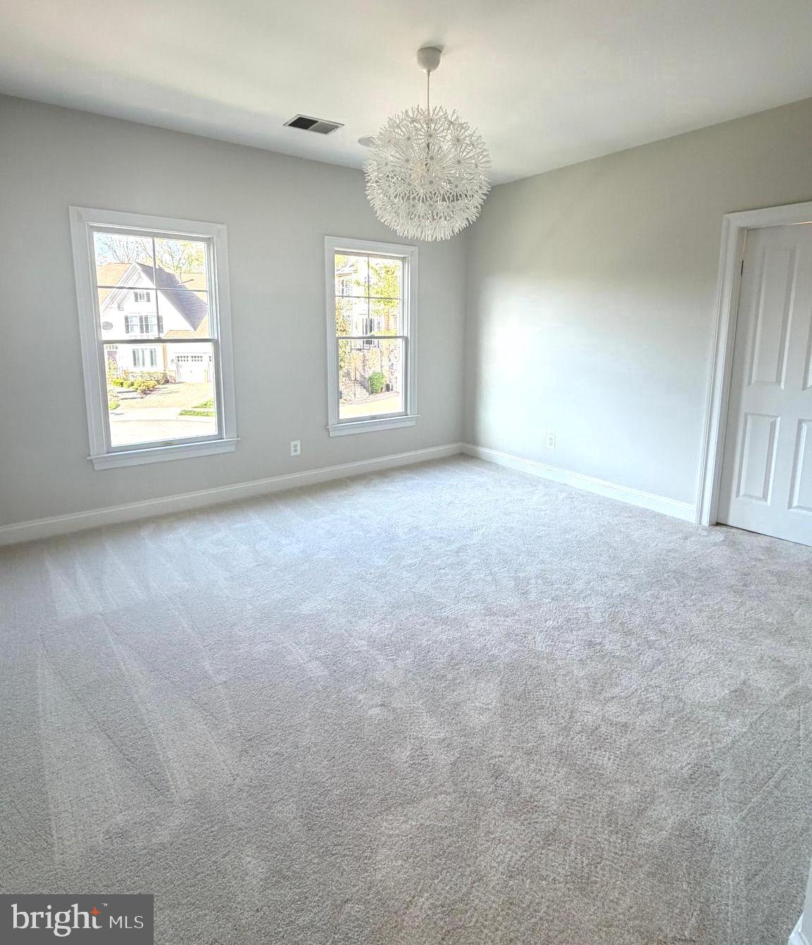 9153 Riesley Lane Vienna, VA 22182 - Photo 16 of 28 Princess suite