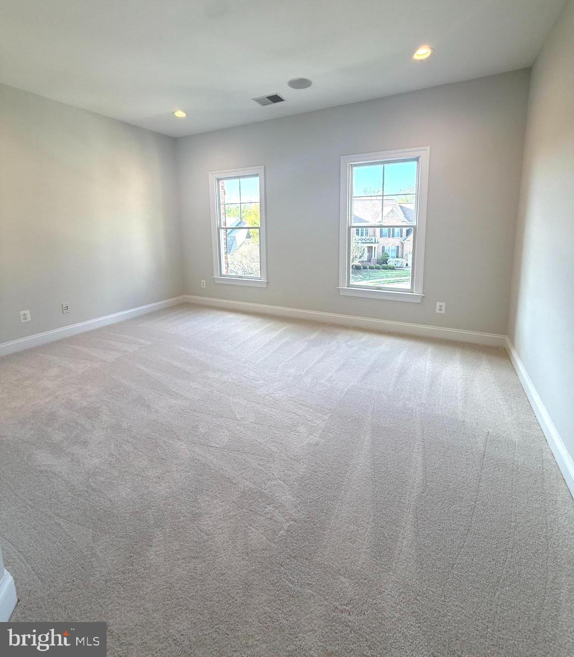 9153 Riesley Lane Vienna, VA 22182 - Photo 18 of 28 Bedroom 3