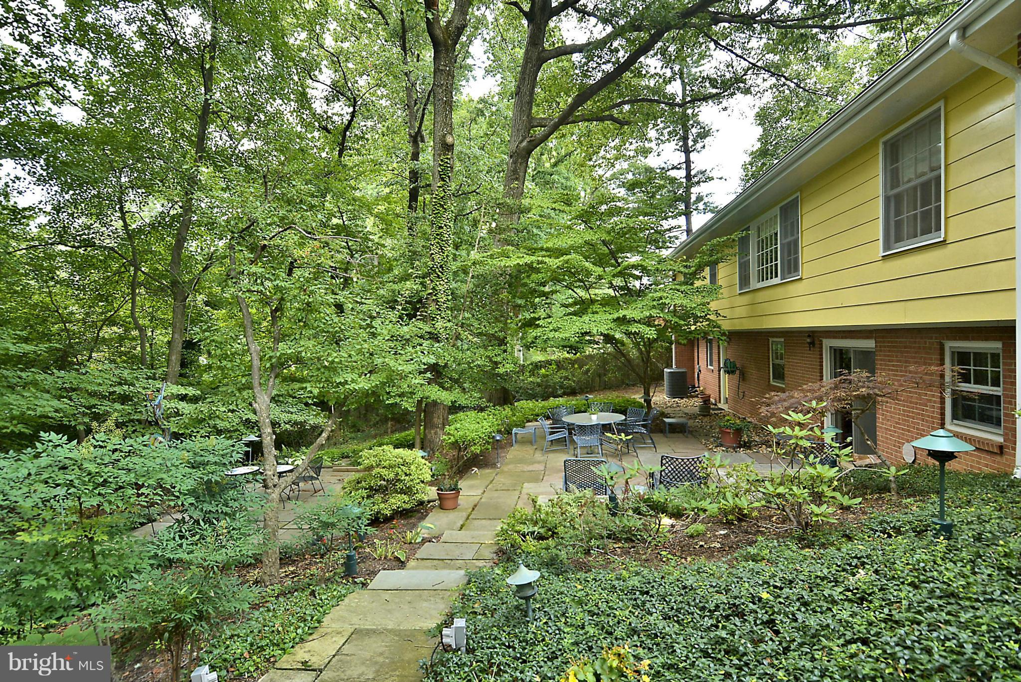 508 Hermleigh Road Silver Spring, MD 20902 - Photo 28 of 30 Back Yard