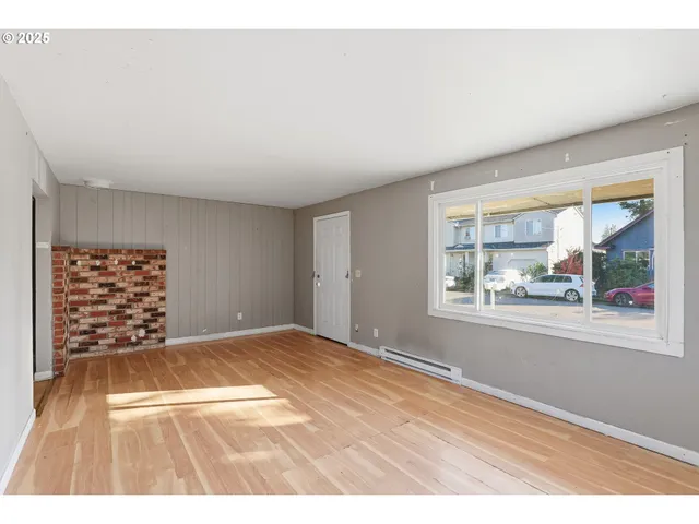 $399,900 | 11751 Southeast Oak Street, Portland, OR 97216