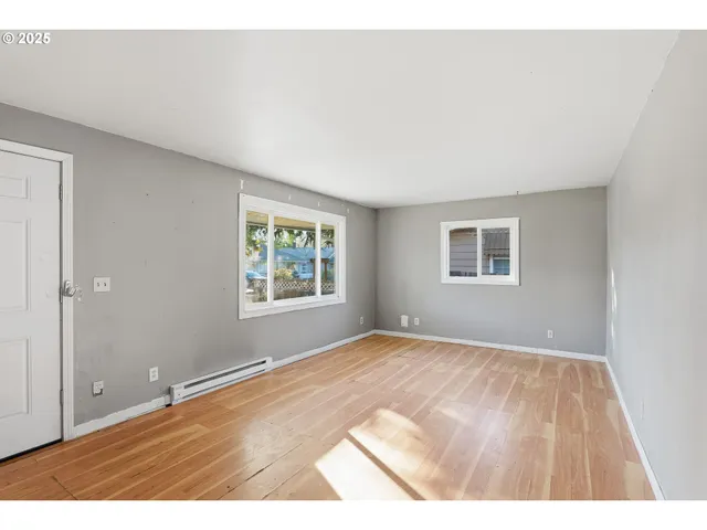 $399,900 | 11751 Southeast Oak Street, Portland, OR 97216