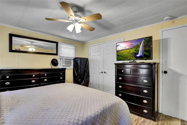 $142,997 | 164 Village Circle West, Manorville, NY 11949