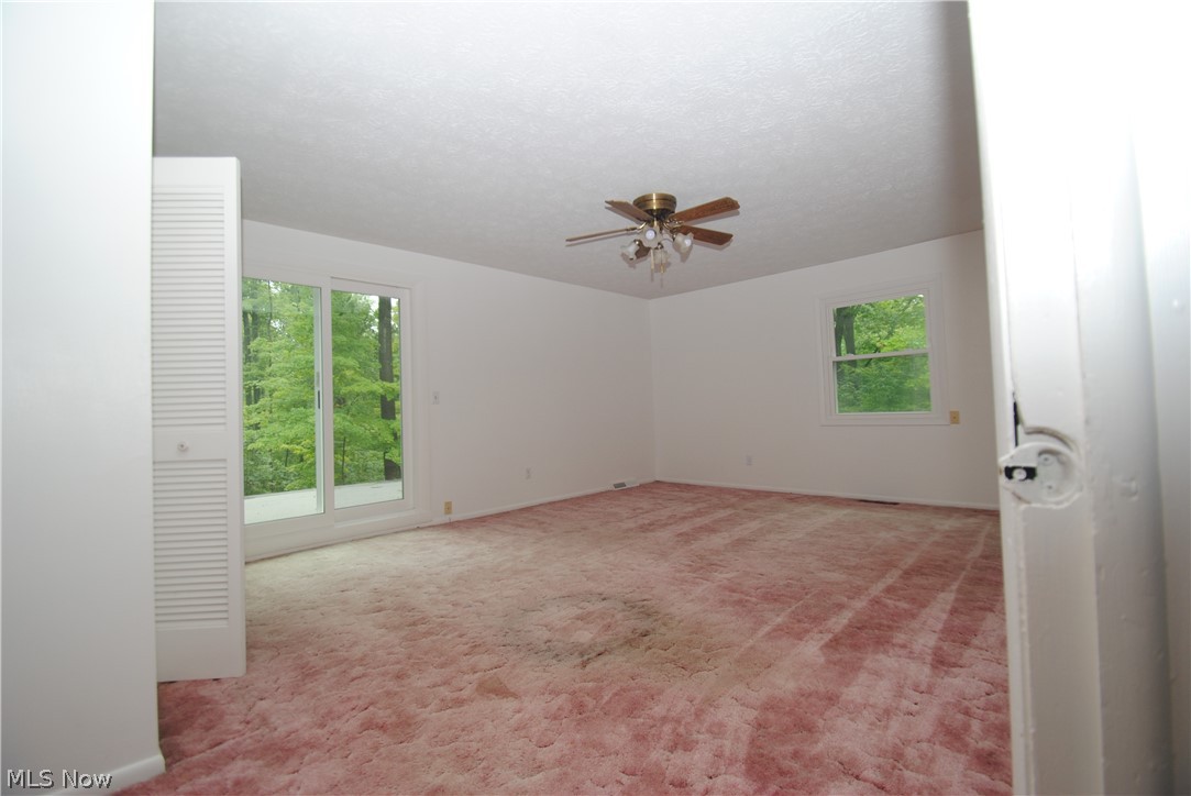 19693 Howe Road Strongsville, OH 44136 - Photo 15 of 25
